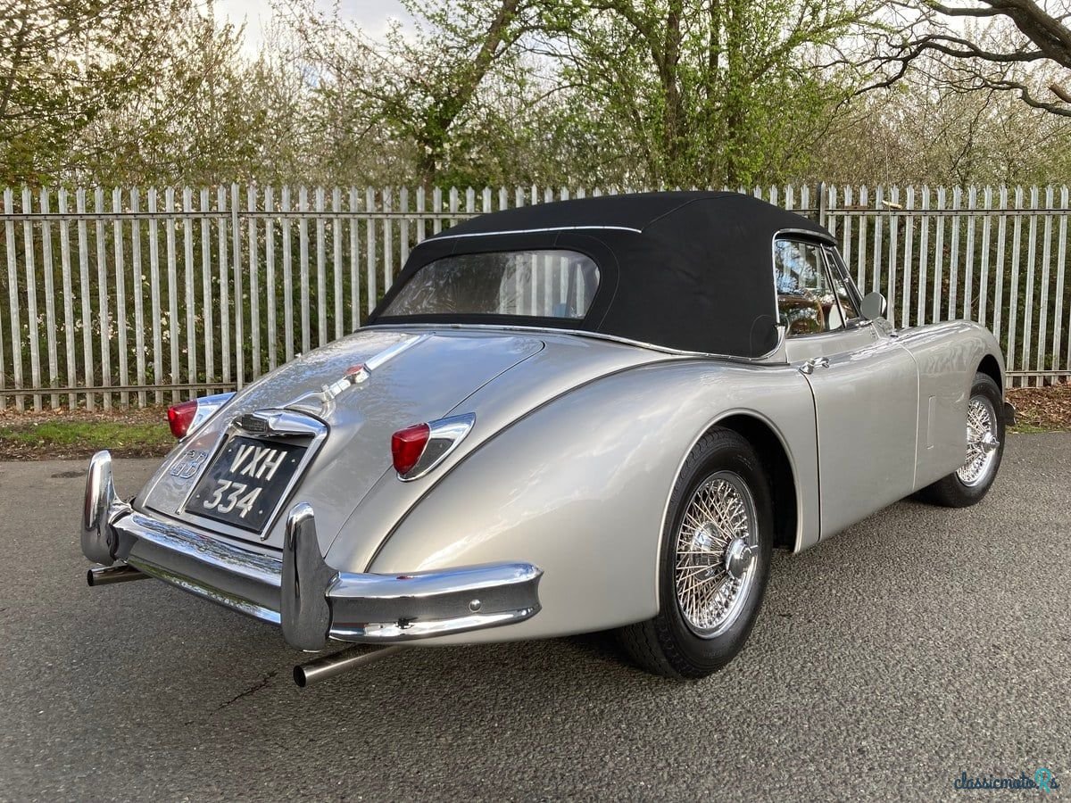 1958' Jaguar Xk150 photo #2
