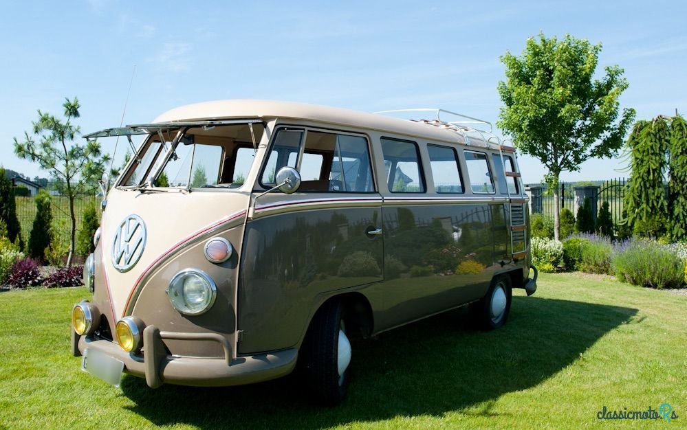 1975' Volkswagen Garbus photo #1