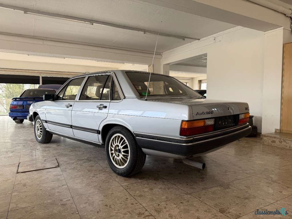1980' Audi 200 Type 43 WJ3 photo #6