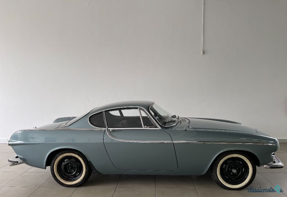 1965' Volvo P1800 photo #3