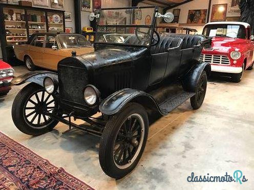 1924' Ford Model T T photo #4