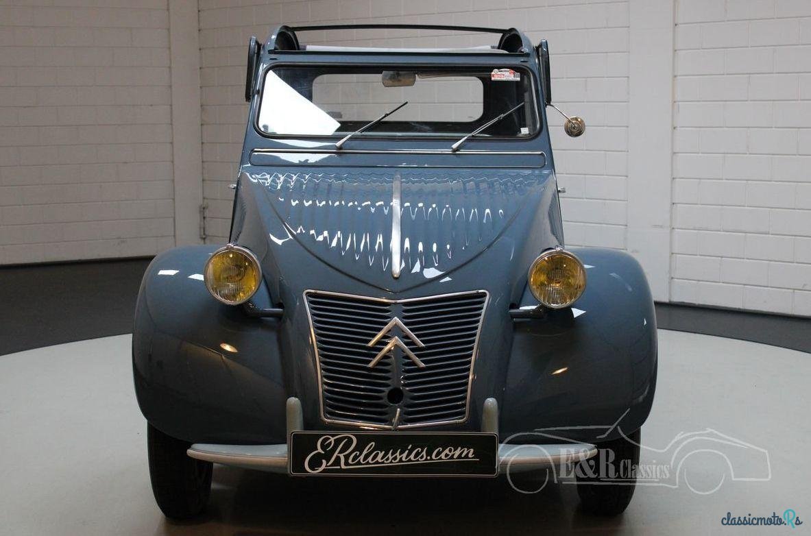 1959' Citroen 2CV photo #3