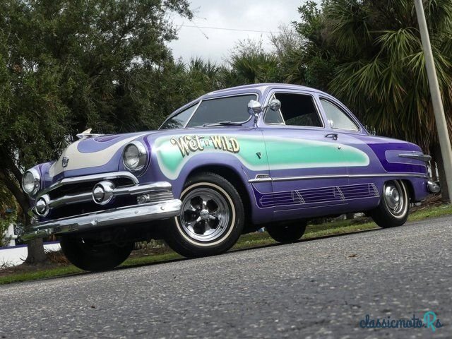1951' Ford Custom photo #1