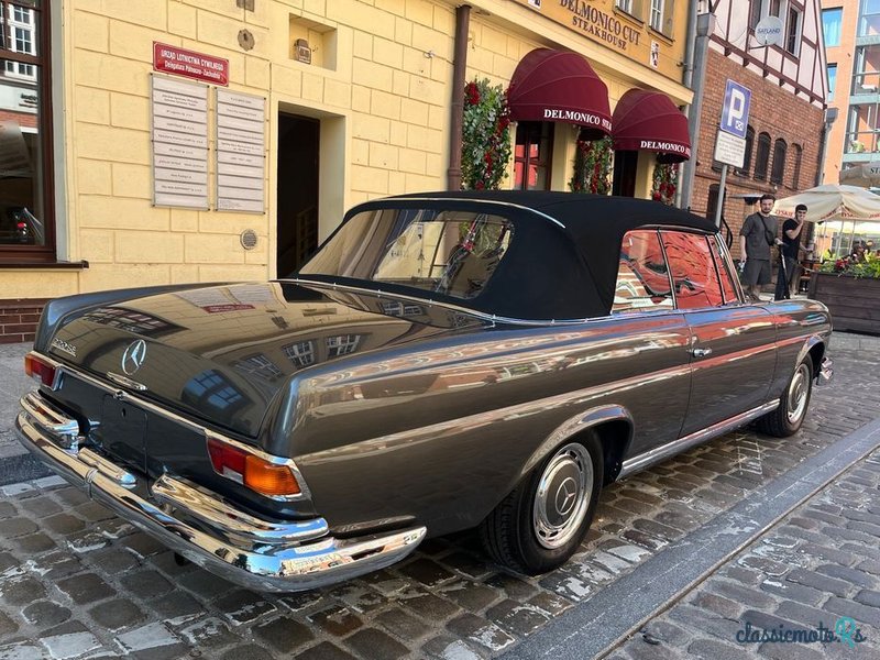 1962' Mercedes-Benz 220SE W111 photo #3