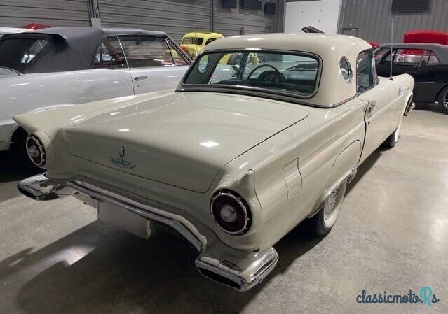 1957' Ford Thunderbird photo #3
