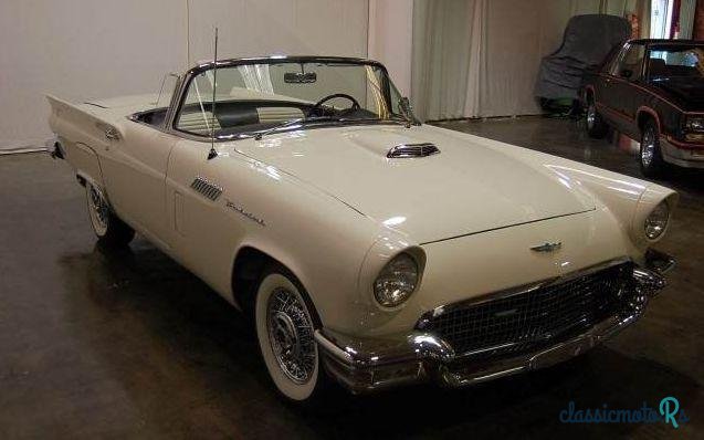 1957' Ford Thunderbird photo #1