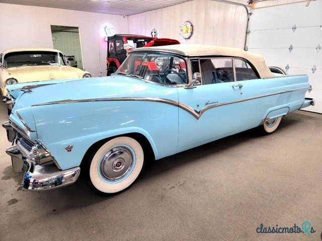 1955' Ford Fairlane photo #2