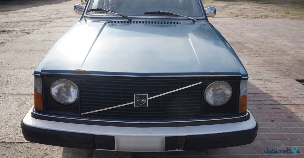 1975' Volvo 245 photo #3