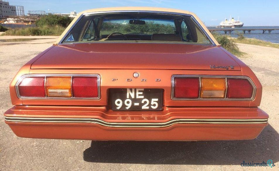 1975' Ford Mustang 2 Hardtop photo #4