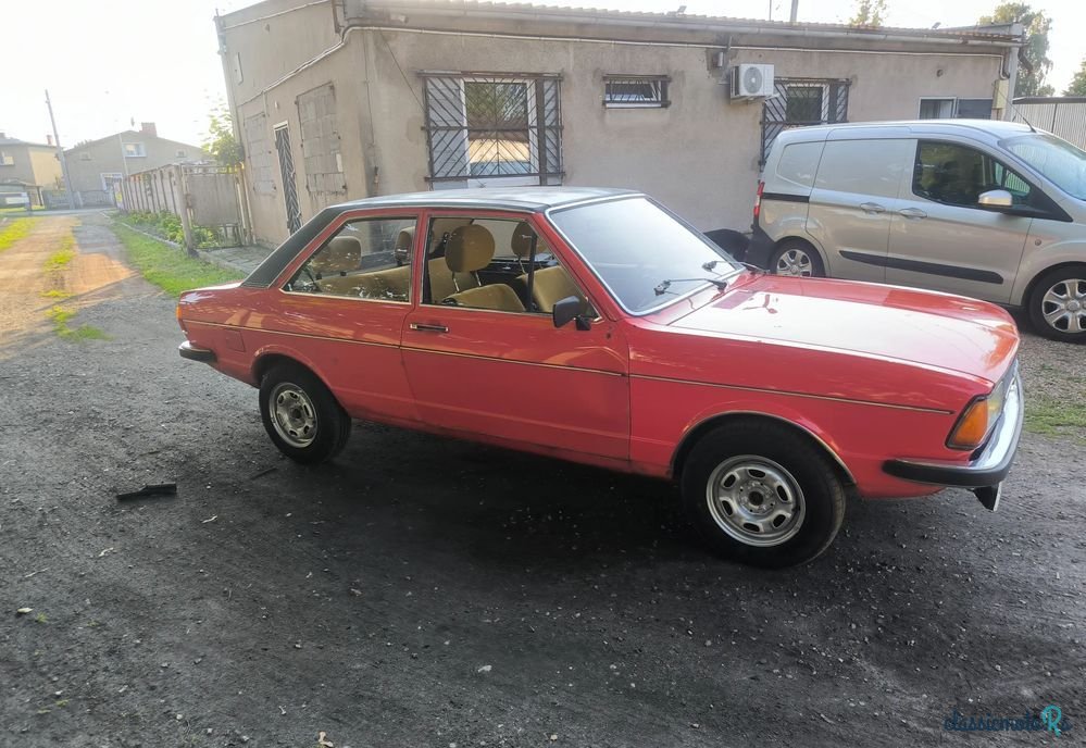 1977' Audi 80 1.6 photo #4