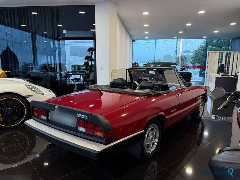 1988' Alfa Romeo Spider 1.6 photo #5