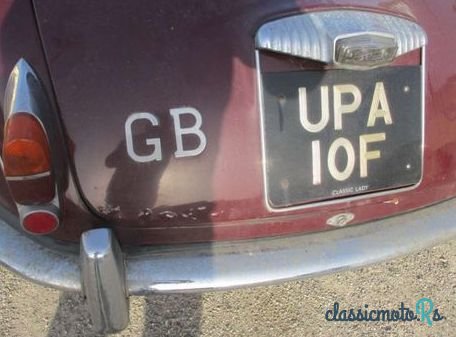 1968' Jaguar Mk Ii photo #3