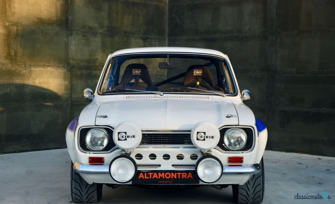 1975' Ford Escort photo #2