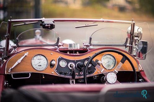 1947' MG TC photo #2