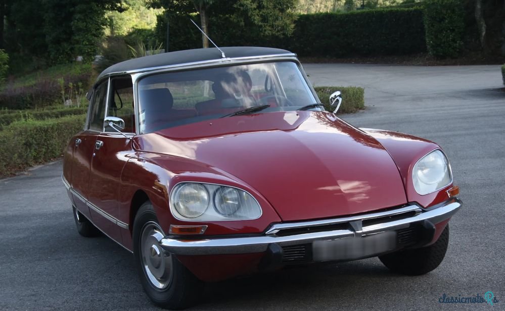 1973' Citroen DS photo #1
