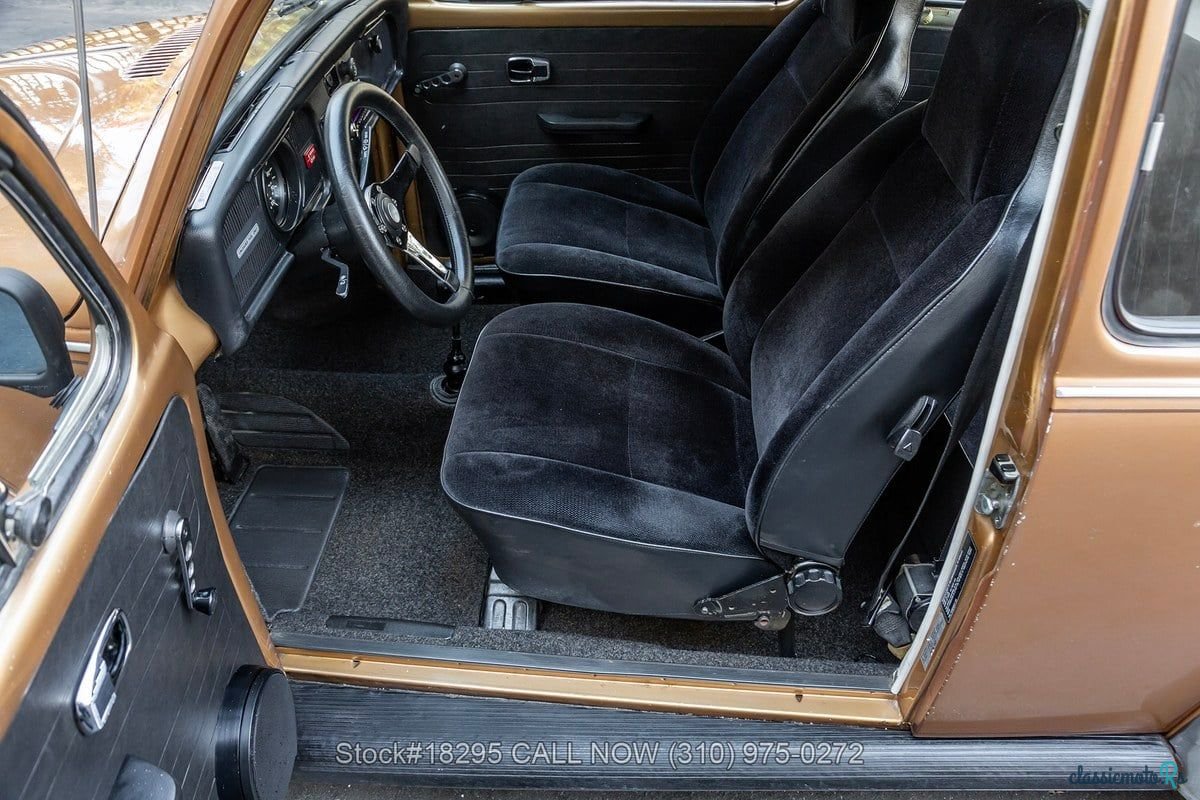 1976' Volkswagen Beetle photo #6