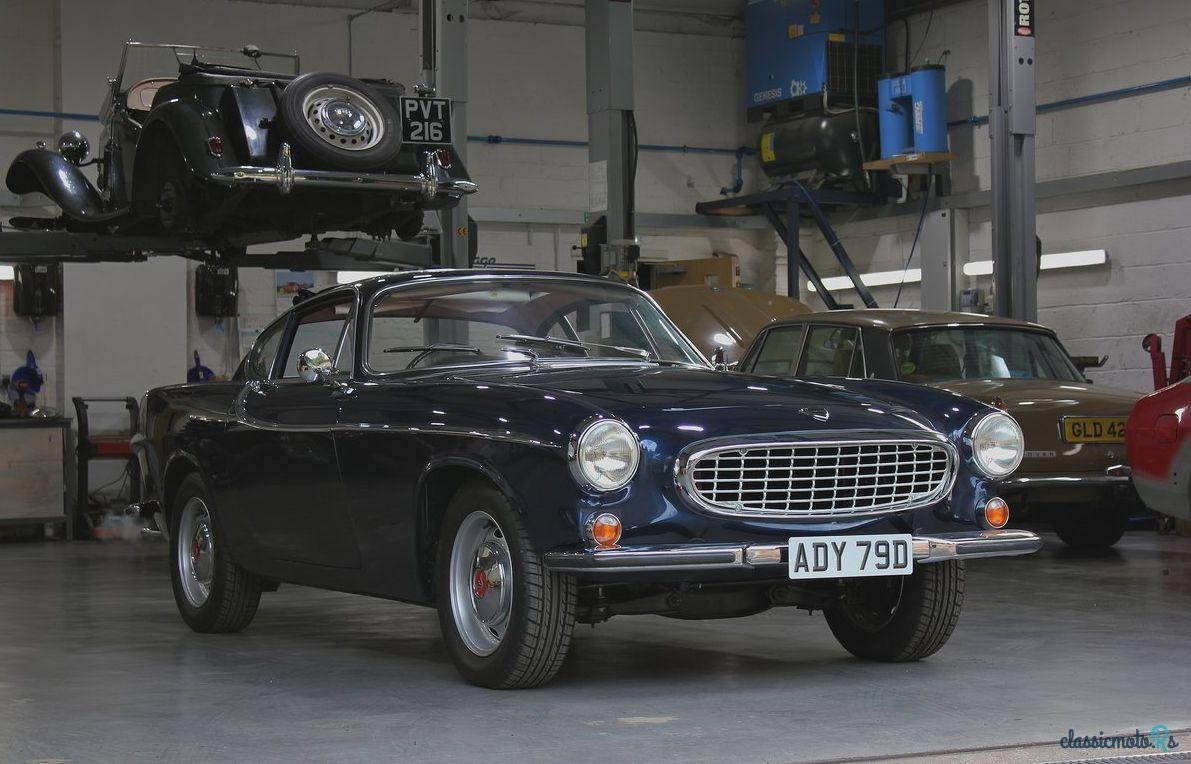 1966' Volvo P 1800 photo #2