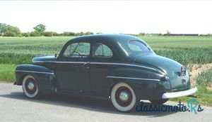 1948' Ford Deluxe photo #2