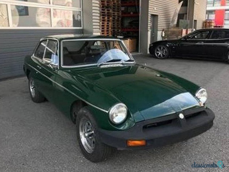 1975' MG MGB GT photo #2