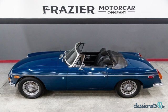 1970' MG MGB photo #2