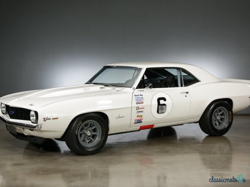 1969' Chevrolet Camaro photo #2