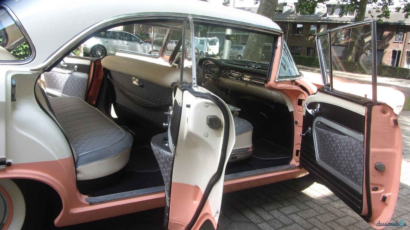 1957' Oldsmobile Super 88 photo #6