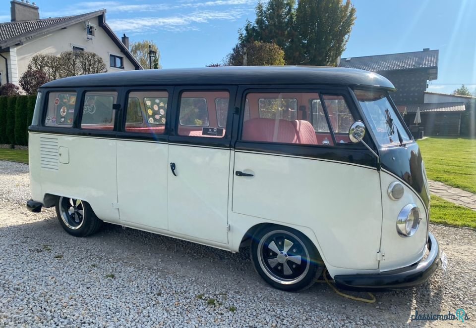 1976' Volkswagen Transporter photo #3