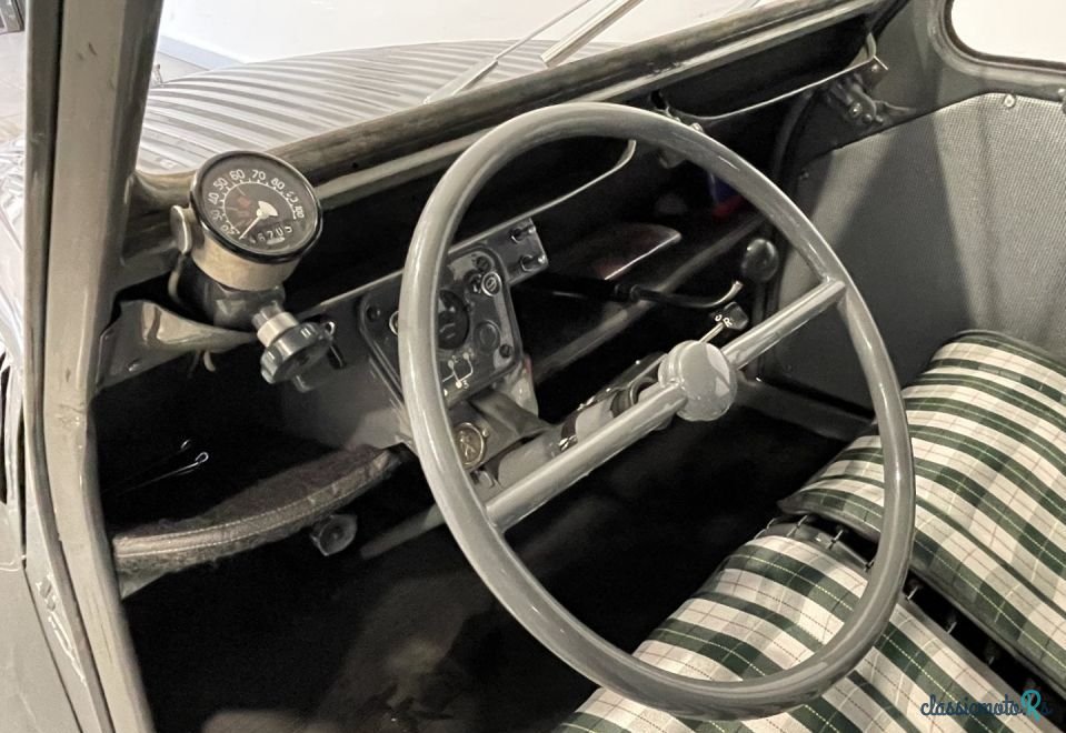1956' Citroen 2CV photo #6
