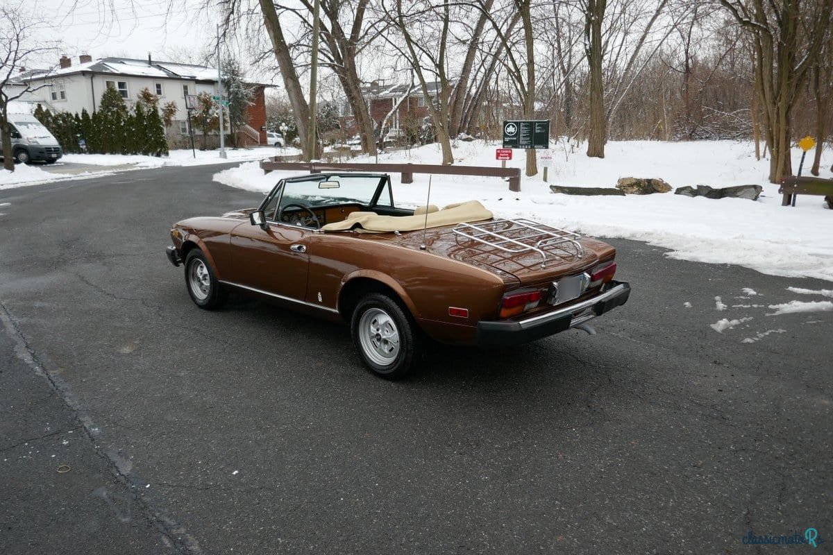 1979' Fiat 124 Spider photo #5