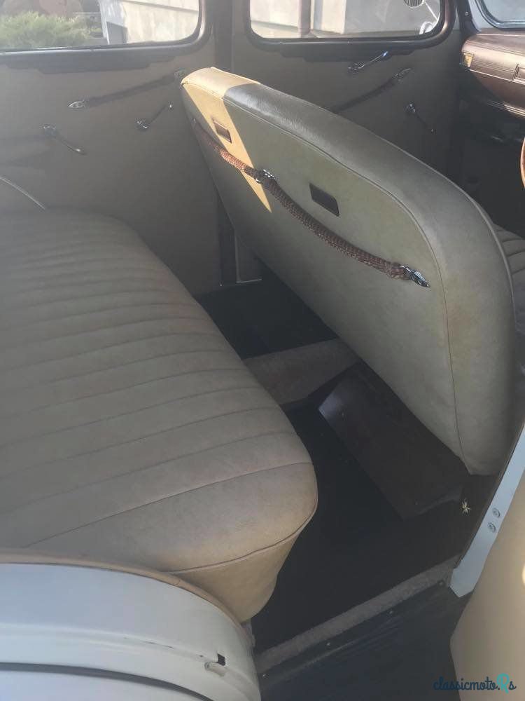 1948' Ford Pilot V8 photo #5