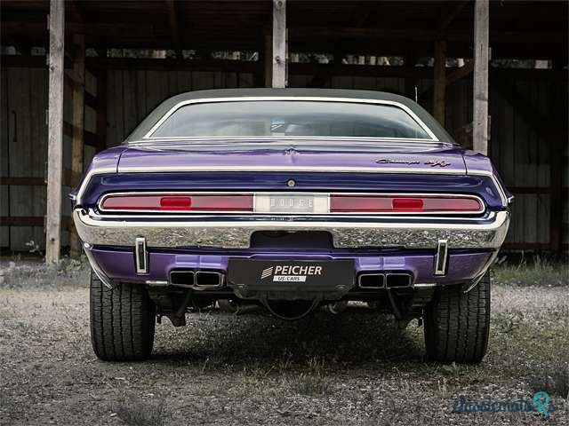 1970' Dodge Challenger photo #5
