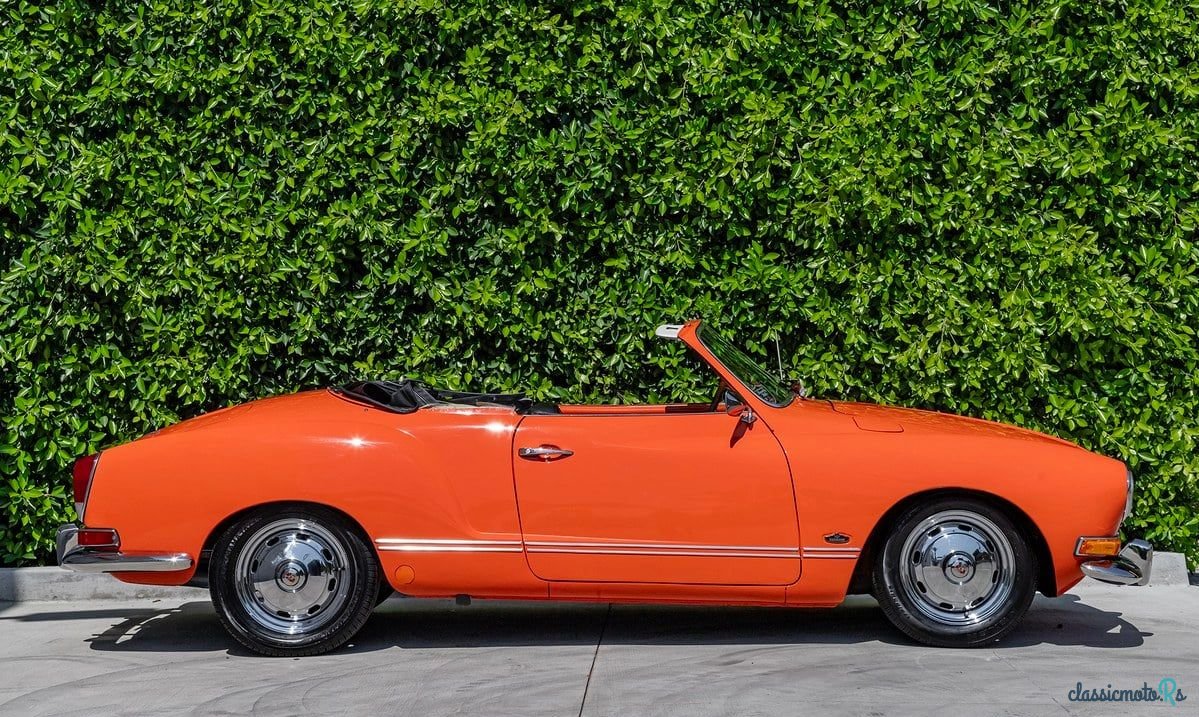 1971' Volkswagen Karmann Ghia photo #2