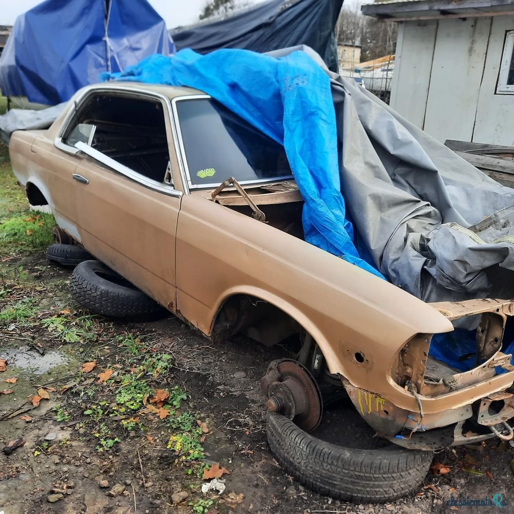 1977' Mercedes-Benz W123 photo #4