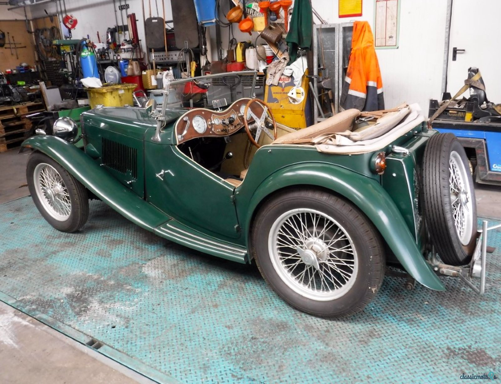 1949' MG TC photo #2
