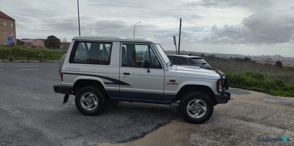 1990' Mitsubishi Pajero photo #6