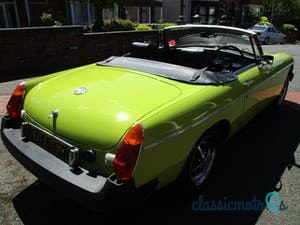1975' MG MGB Roadster photo #5