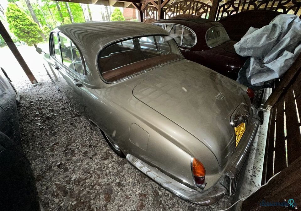 1965' Jaguar Mk II photo #4