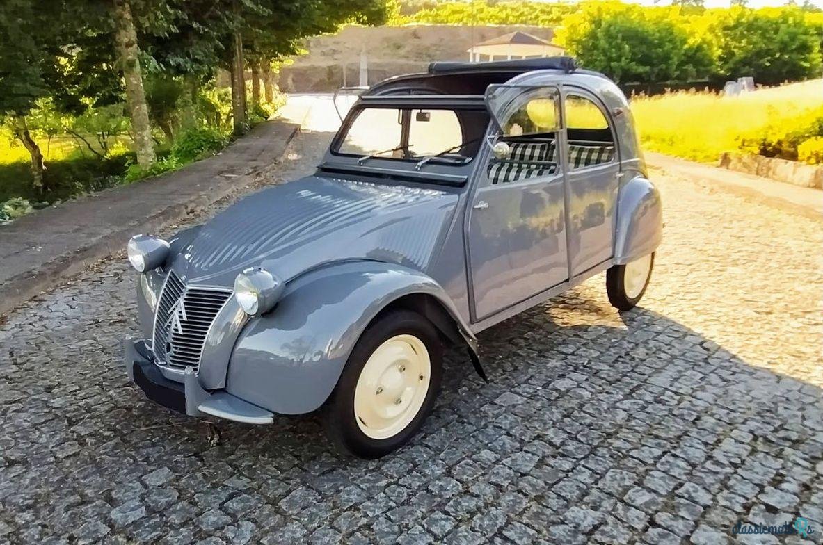 1955' Citroen 2CV photo #1