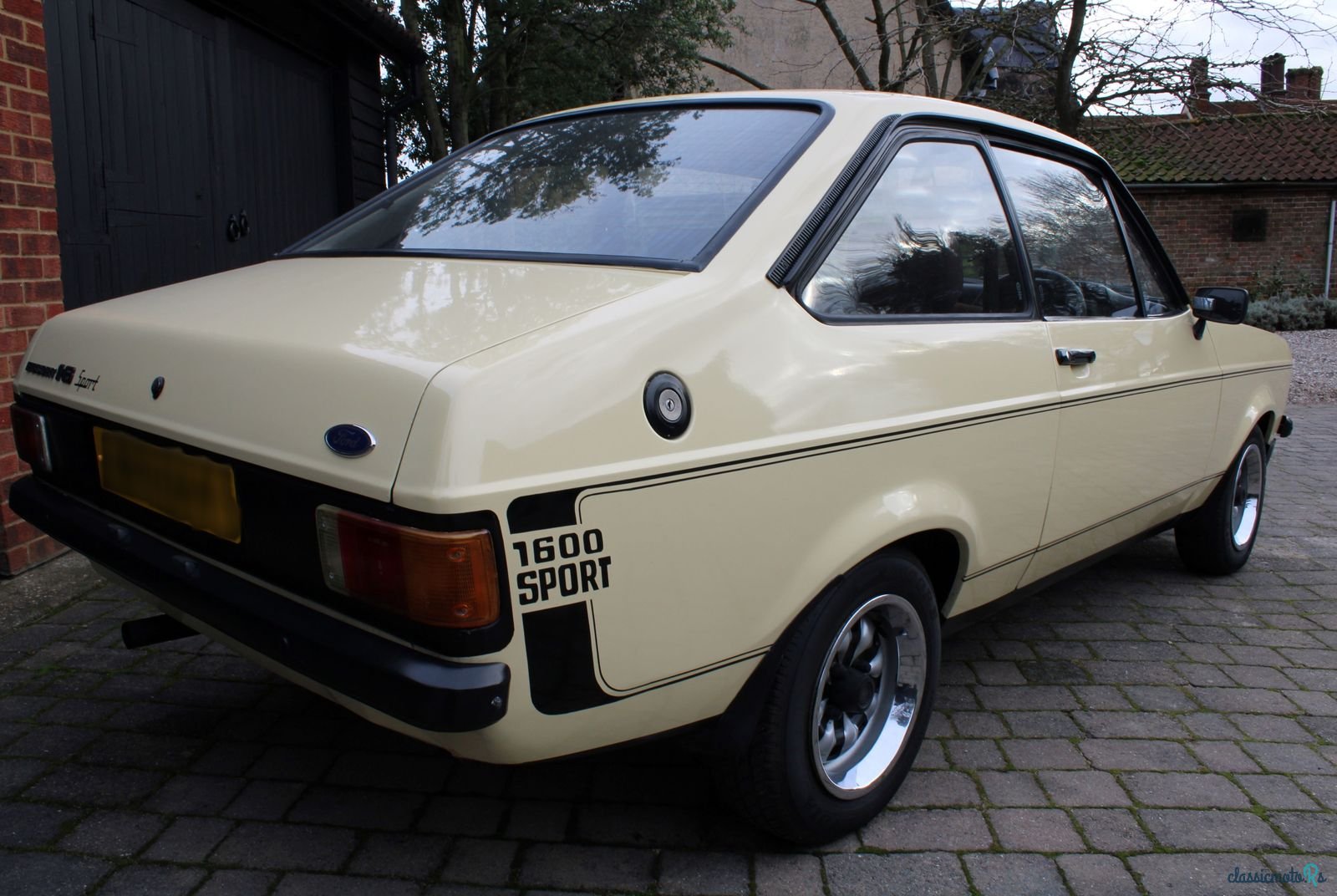 1980' Ford Escort 1600 Sport photo #2