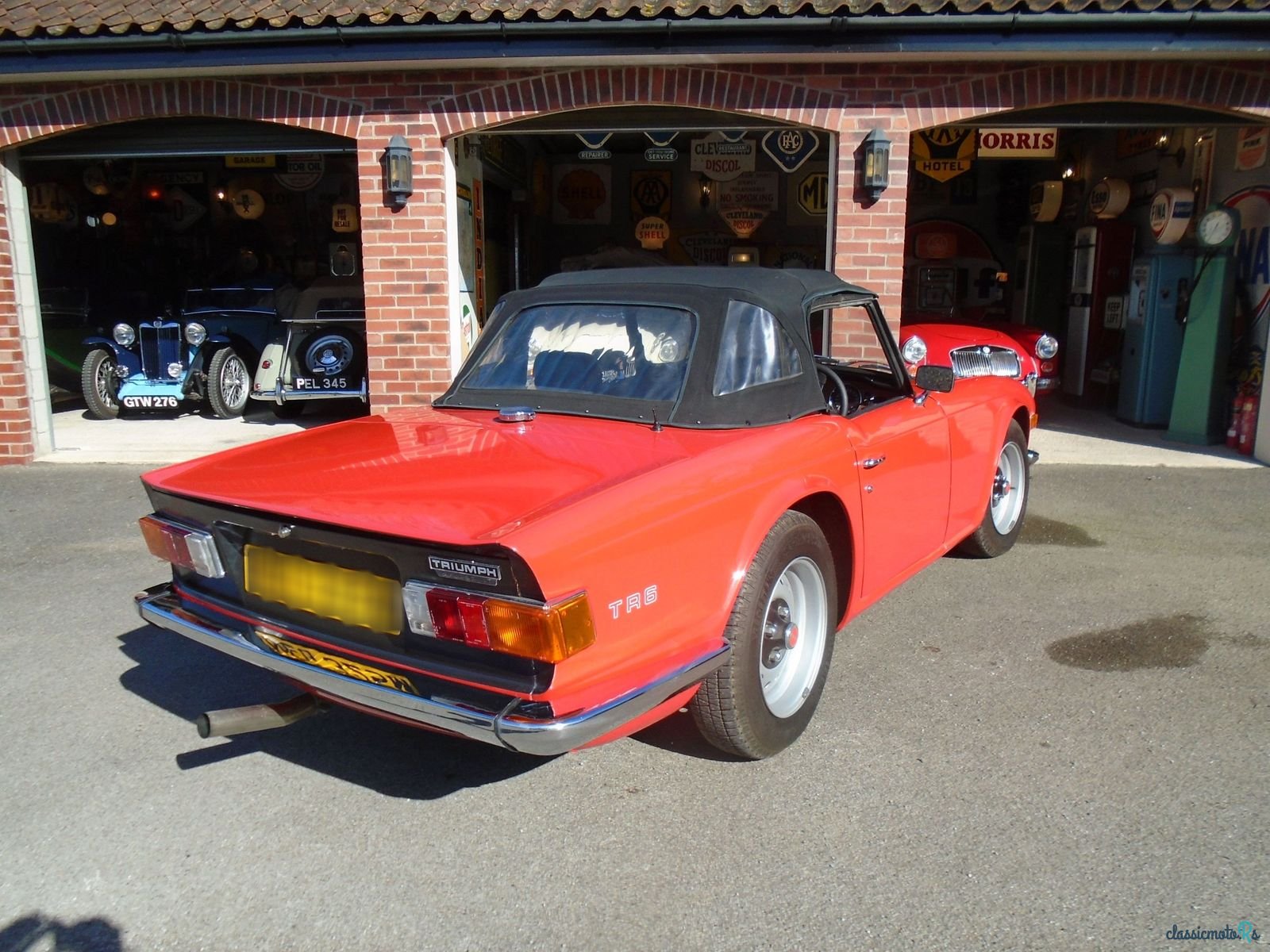 1973' Triumph TR6 photo #3