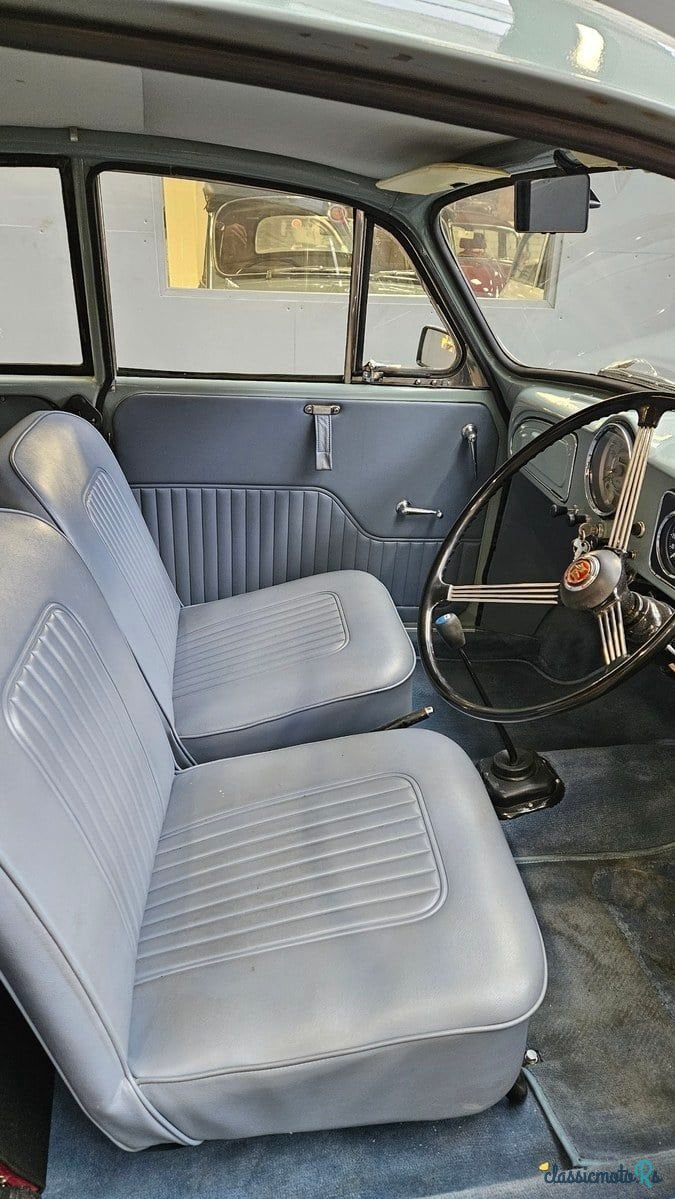1961' Morris Minor photo #3