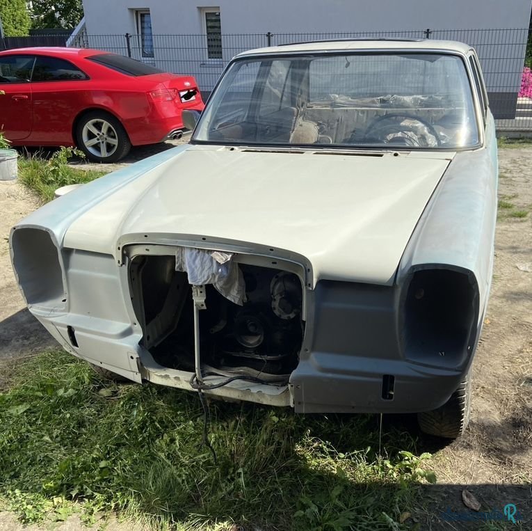 1972' Mercedes-Benz D200 W115 photo #3