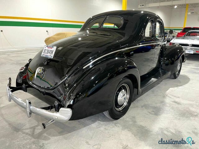 1940' Ford Deluxe photo #6