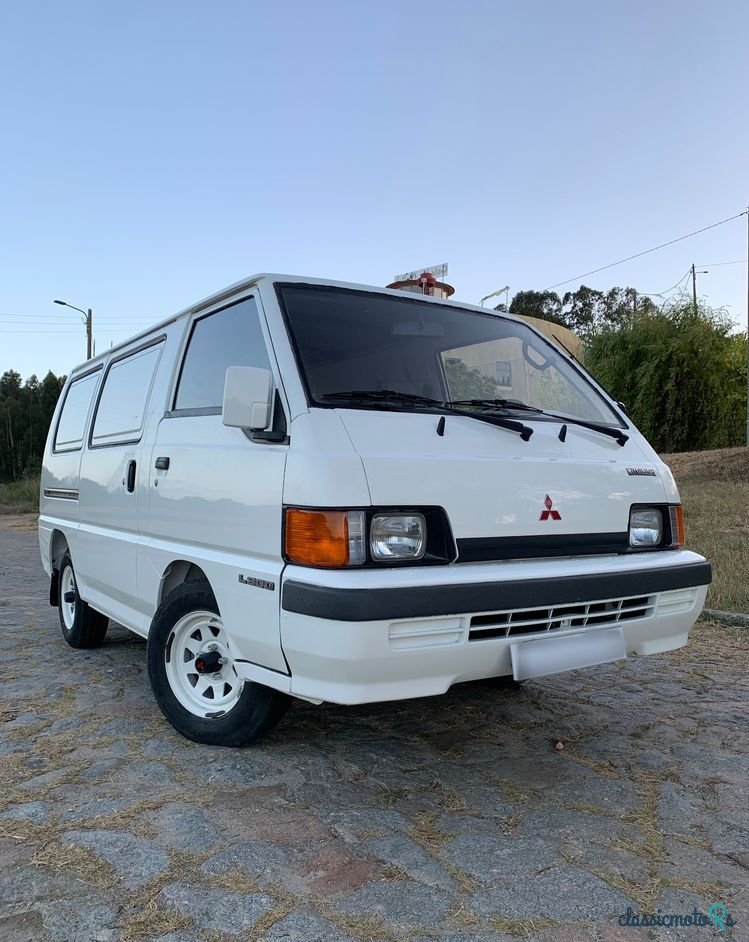 1990' Mitsubishi L300 2.5 D P05 photo #1
