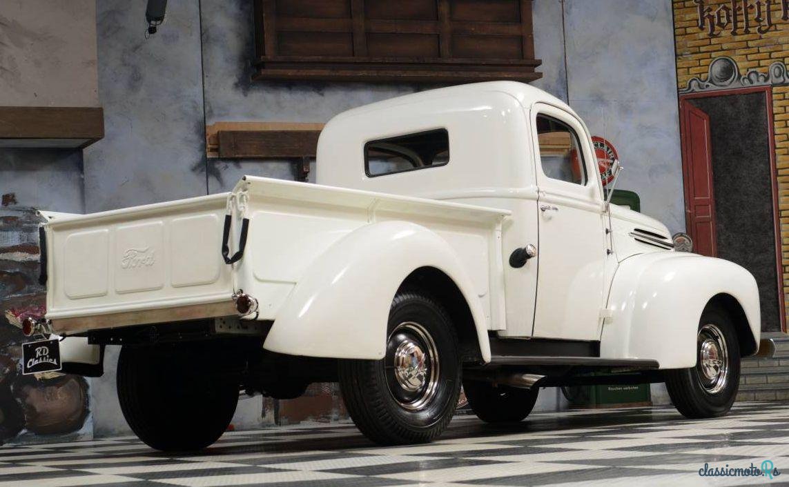 1947' Ford Pick Up V8 Flathead photo #3