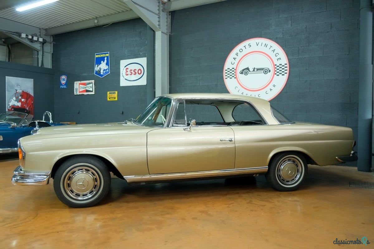 1968' Mercedes-Benz 280 photo #2