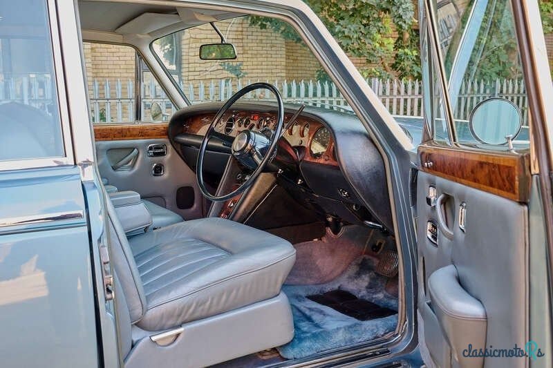 1975' Rolls-Royce Silver Shadow photo #2