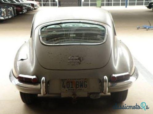 1967' Jaguar E Type E-Type S1 2+2 Coupe photo #1