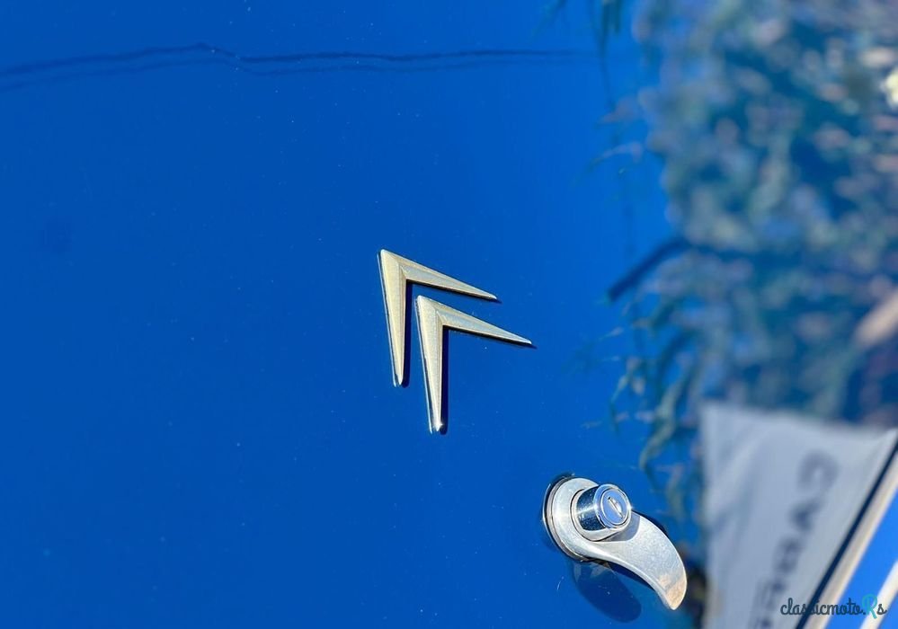 1974' Citroen DS photo #4