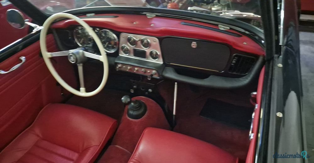 1962' Triumph TR4 photo #3